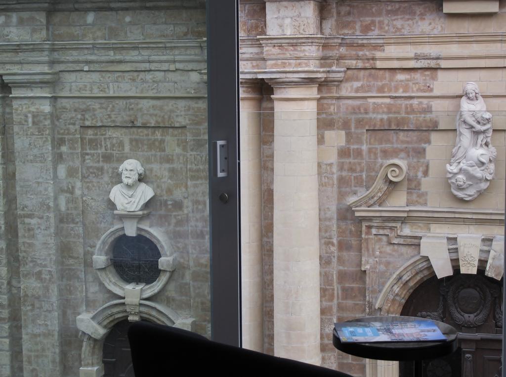 Hotel Muske Pitter Mechelen Oda fotoğraf